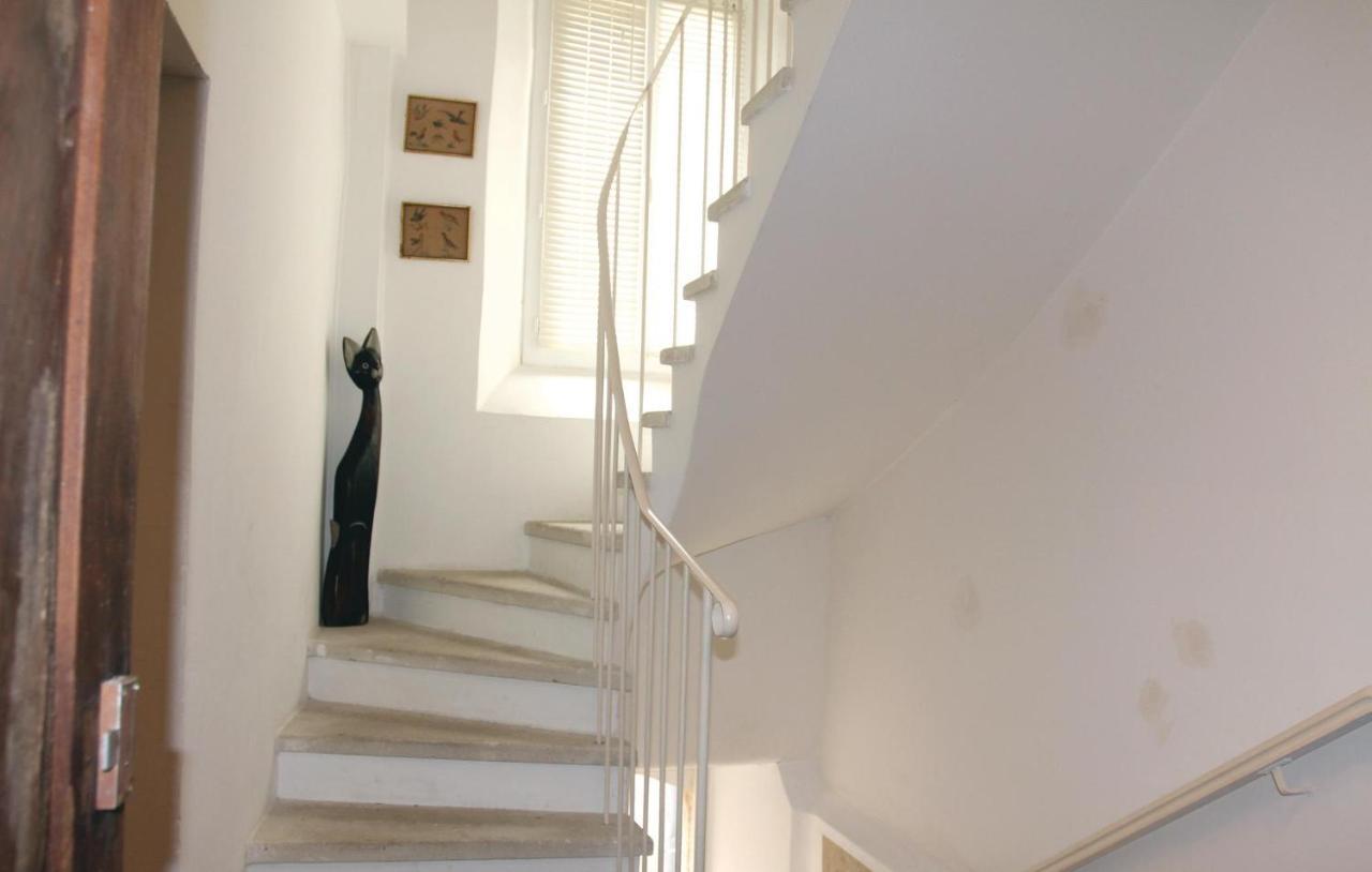 Stunning Home In Reillanne With Wifi Ngoại thất bức ảnh